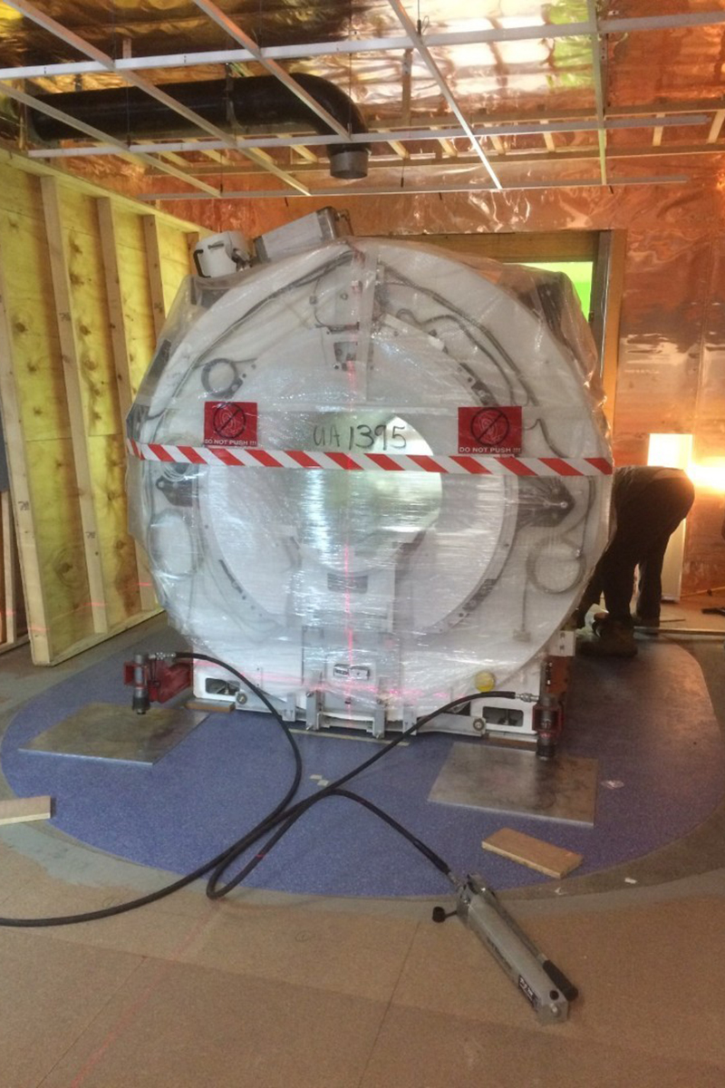 MRI magnet in